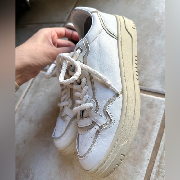 Free‎ People Sneakers Size 8 - Picture 6 of 14